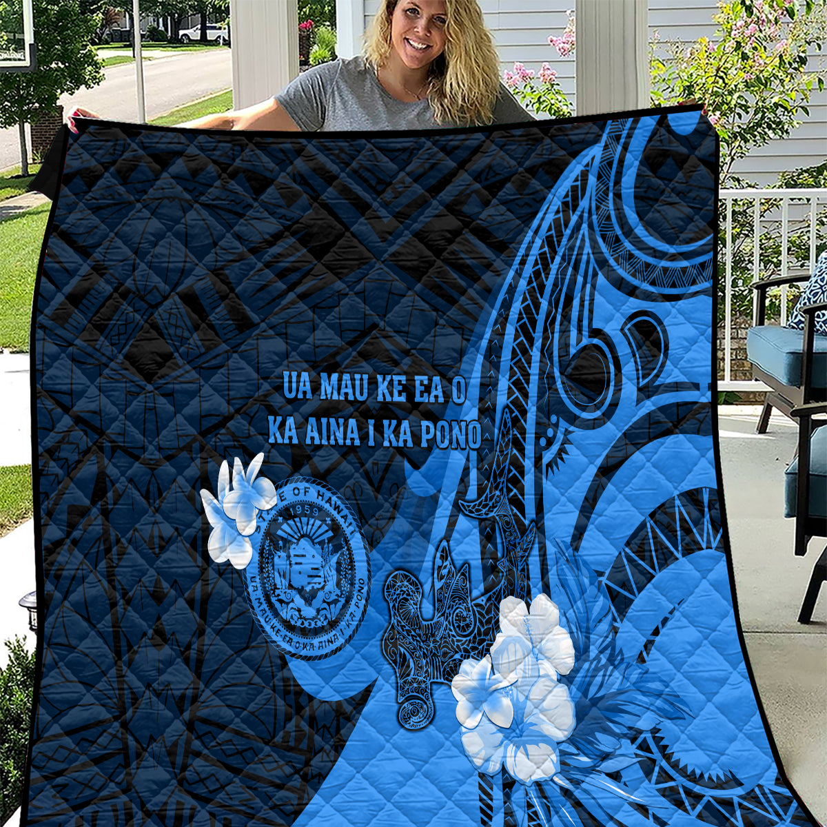 Hawaii State Motto Quilt Hawaiian Tribal Blue Hammerhead Shark LT05 Blue - Polynesian Pride