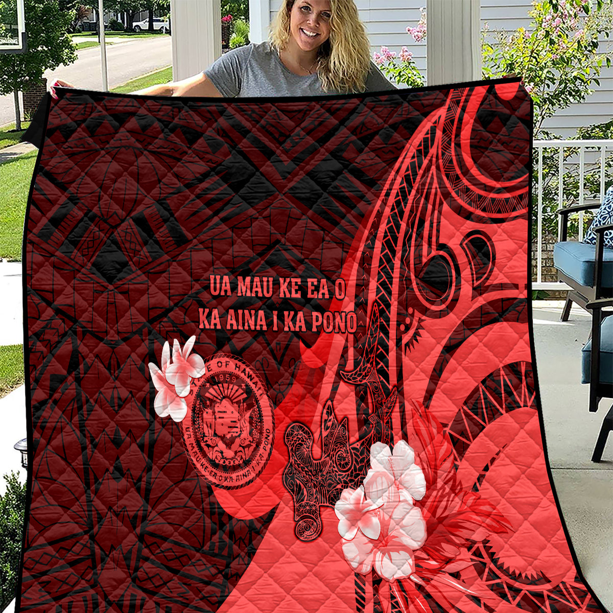 Hawaii State Motto Quilt Hawaiian Tribal Red Hammerhead Shark LT05 Red - Polynesian Pride