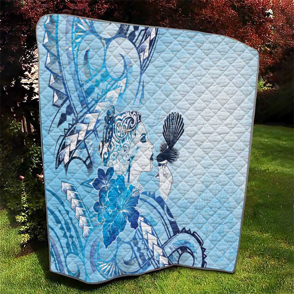 Aotearoa Maori Wahine Quilt Fantail Bird Blue Gold Marble LT05 - Polynesian Pride