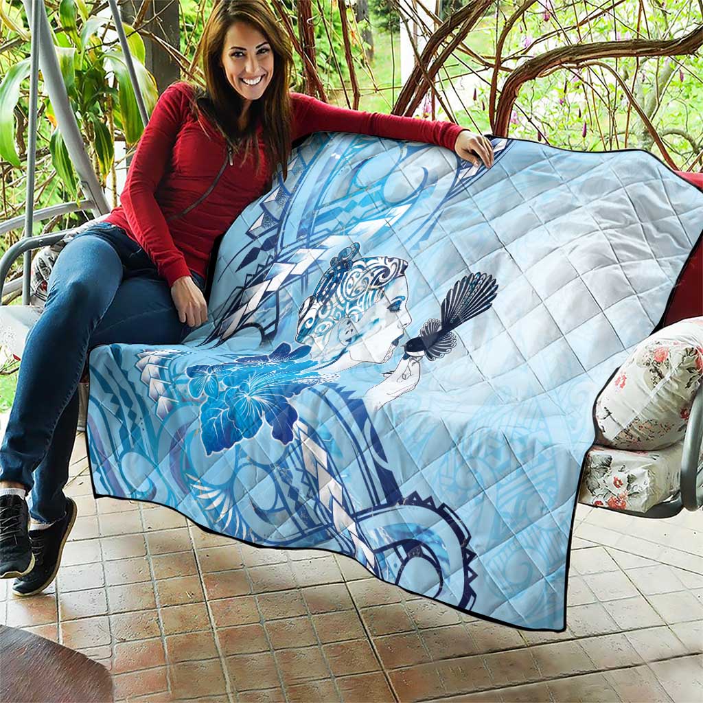 Aotearoa Maori Wahine Quilt Fantail Bird Blue Gold Marble LT05 - Polynesian Pride