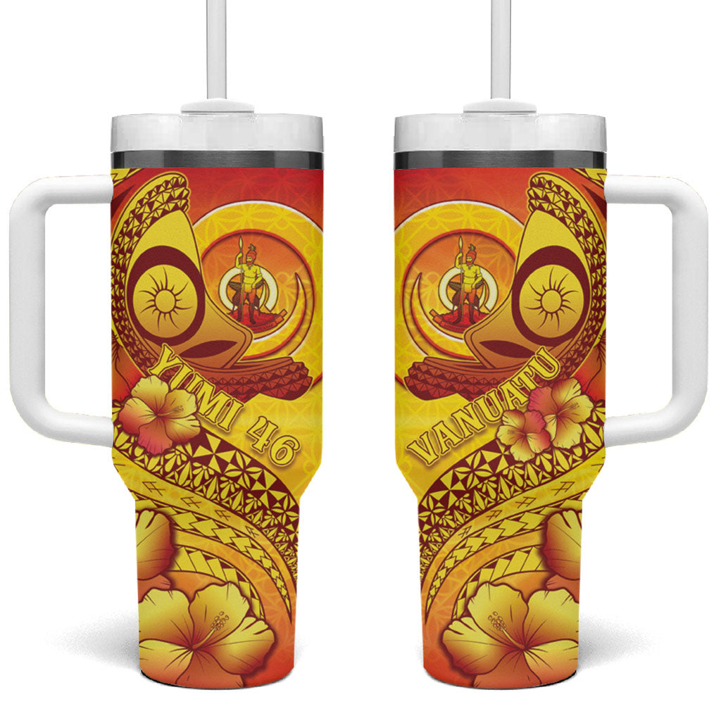 Vanuatu 46 Yia Indipendens Anivesari Tumbler With Handle Tamtam Drum With Boar Tusk LT05 One Size: 40 oz Yellow - Polynesian Pride