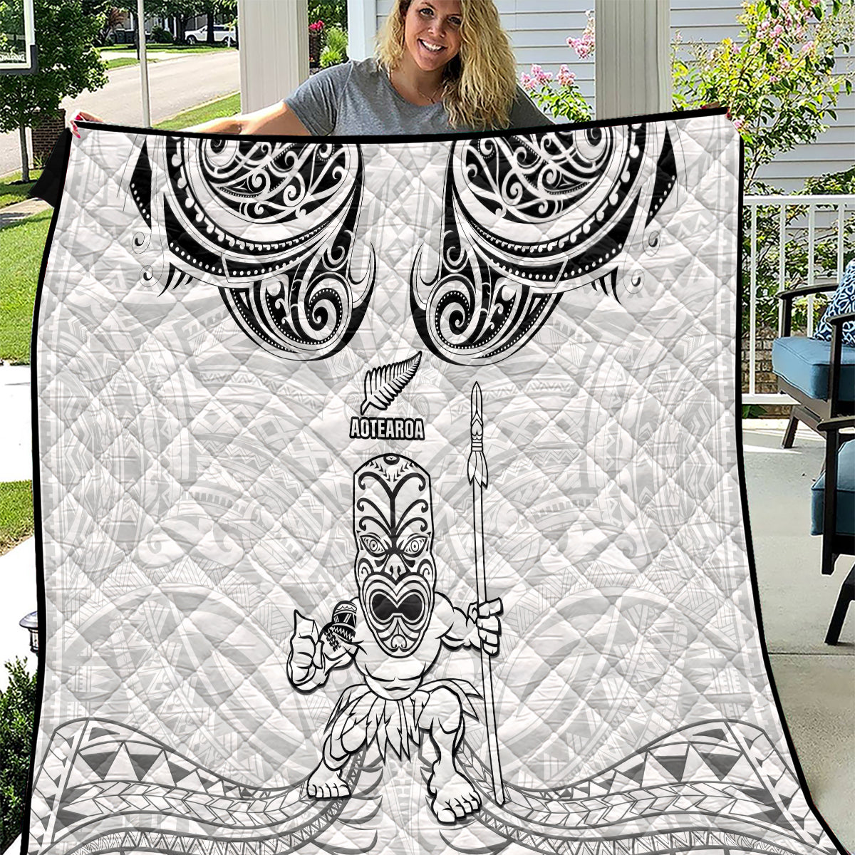 New Zealand Maori Taiaha Quilt Tiki Warrior White LT05 White - Polynesian Pride