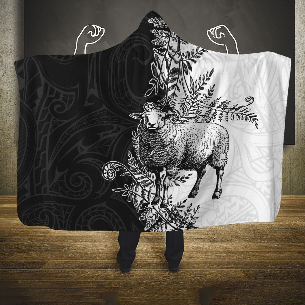 New Zealand Aotearoa Hipi Hooded Blanket Maori Pattern