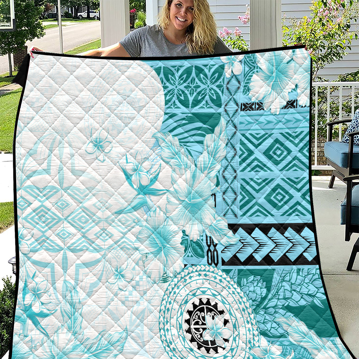 Samoa Siapo Pattern With Teal Hibiscus Quilt LT05 Teal - Polynesian Pride