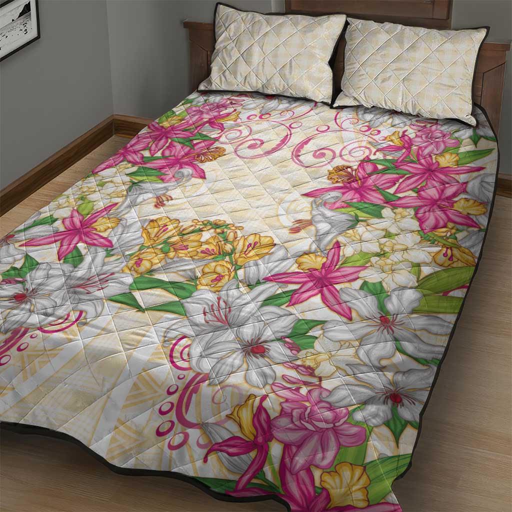 Hawaii Palaka Quilt Bed Set Yellow Tribal Pattern With Tropical Flowers LT05 - Polynesian Pride