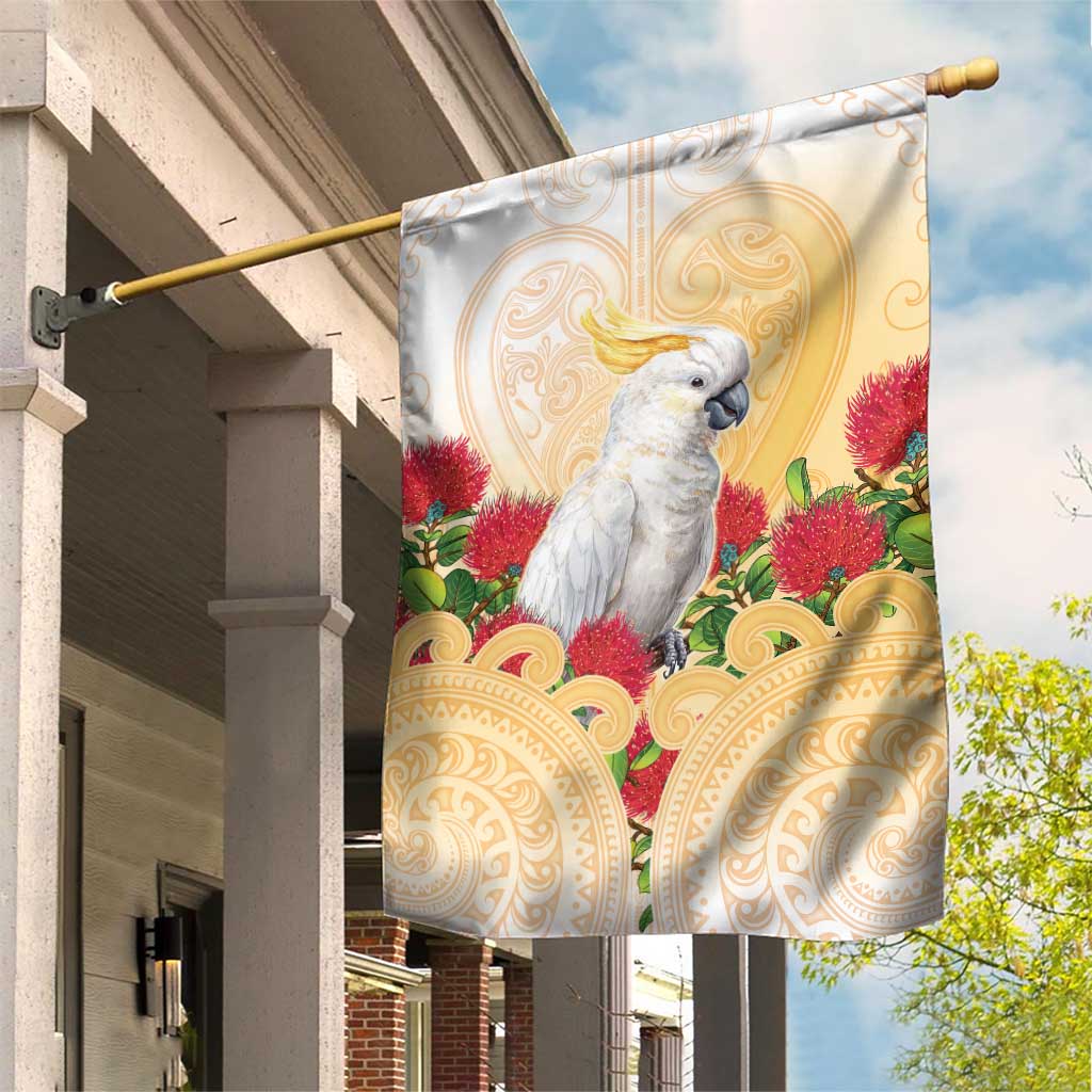 New Zealand Aotearoa Cockatoo Garden Flag Maori Pattern With Pohutukawa Flowers LT05 House Flag Beige - Polynesian Pride