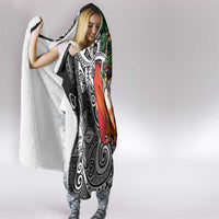 Polynesian Hooded Blanket Tropical Santa - Plumeria Black Vintage LT7 - Polynesian Pride