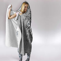 Aloha Kahoolawe Island Personalized Hooded Blanket Ashen Dreamy Turtle LT7 - Polynesian Pride
