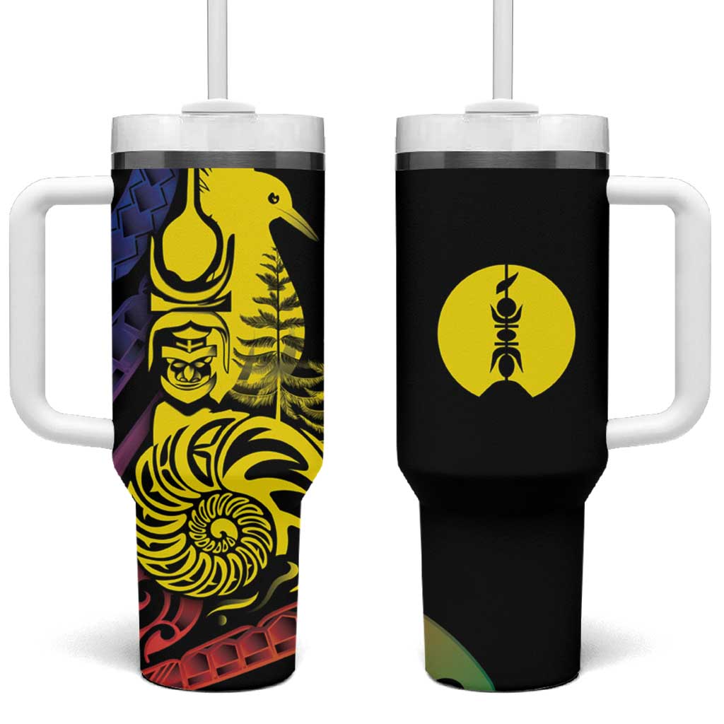 New Caledonia Kanaky Tumbler With Handle Stylized Fleche Faitiere With Kagu Bird LT7 One Size: 40 oz Black - Polynesian Pride