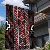 Red Tukutuku Pattern Aotearoa Garden Flag Niho Taniwha and Puhoro Motifs LT7 - Polynesian Pride