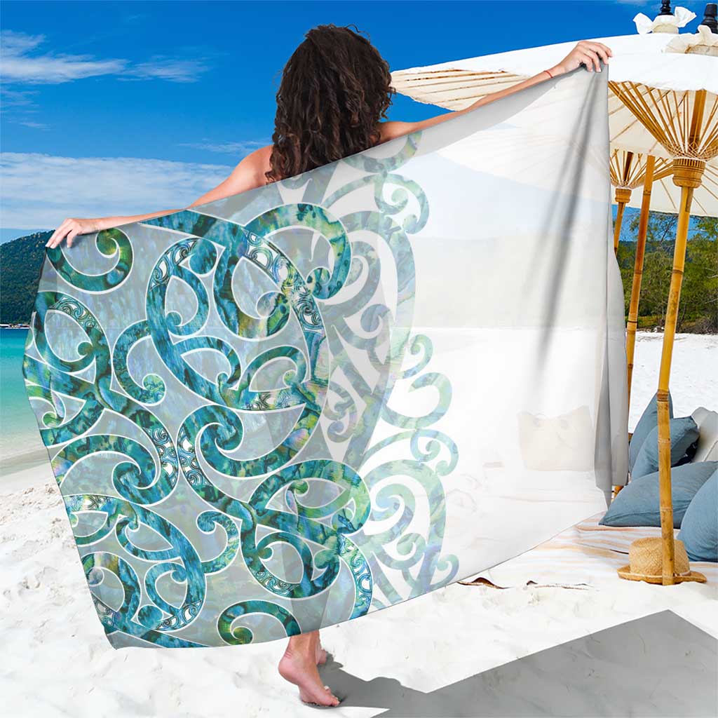Paua Shell Maori Sarong Koru Kowhaiwhai LT7 One Size 44 x 66 inches White - Polynesian Pride
