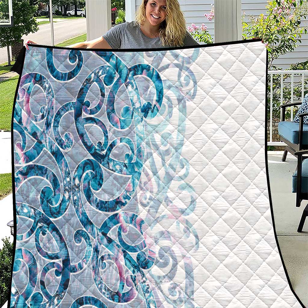 Turquoise Paua Shell Maori Quilt Koru Kowhaiwhai LT7 White - Polynesian Pride