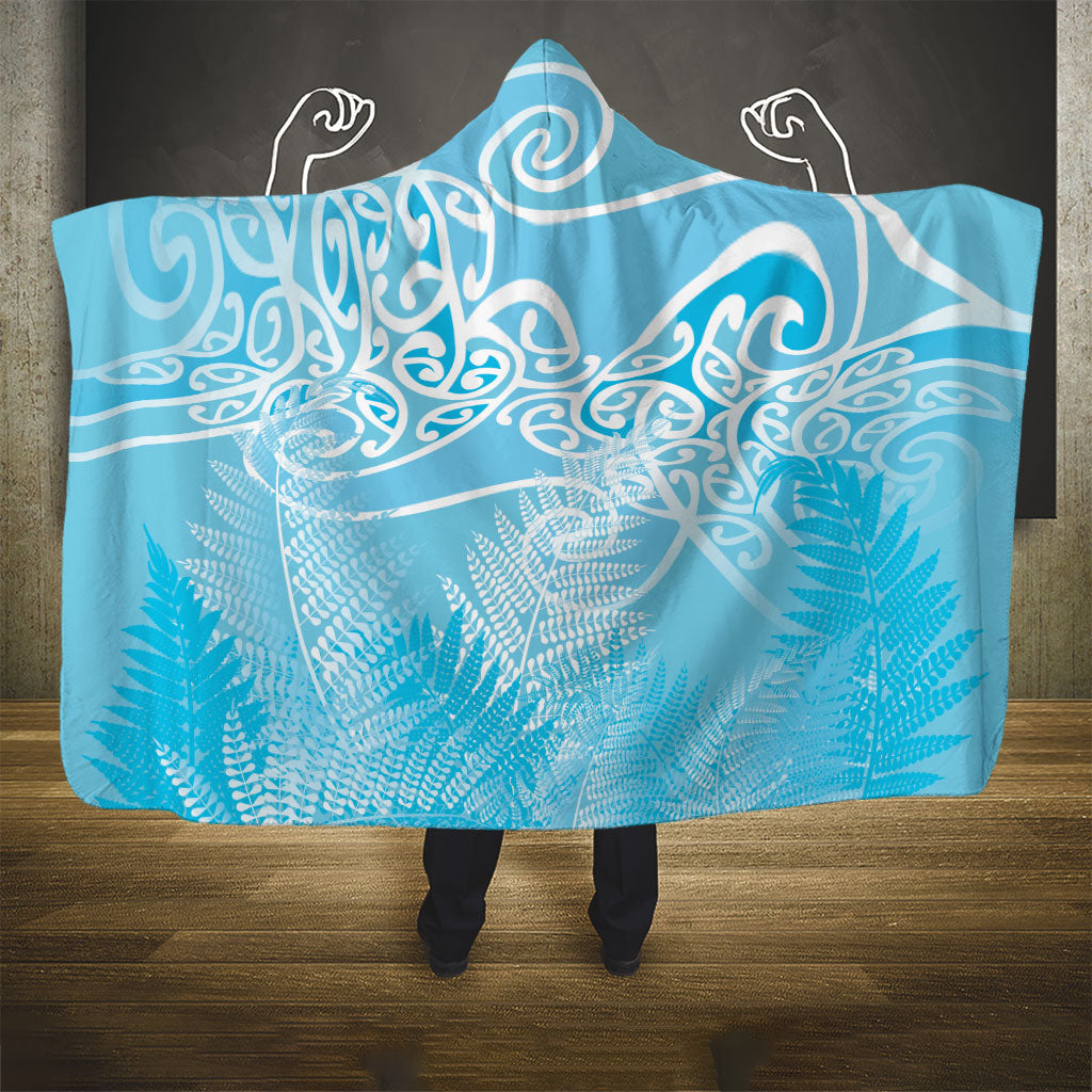 Aotearoa Maori Koru Curves Hooded Blanket Silver Ferns - Turquoise LT7 - Polynesian Pride