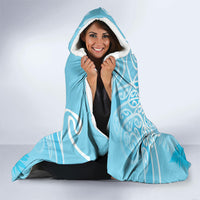 Aotearoa Maori Koru Curves Hooded Blanket Silver Ferns - Turquoise LT7 - Polynesian Pride