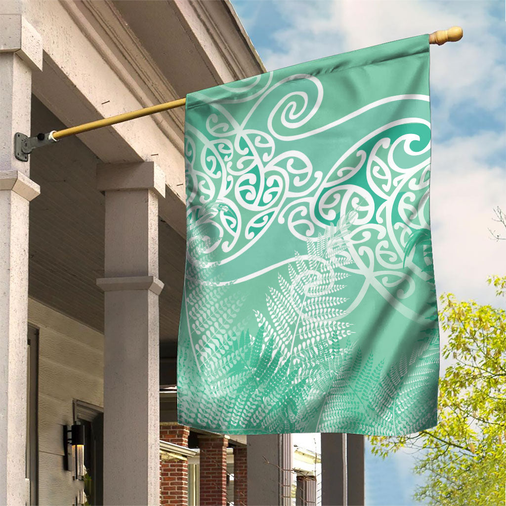 Aotearoa Maori Koru Curves Garden Flag Silver Ferns - Mint LT7 House Flag Mint Green - Polynesian Pride