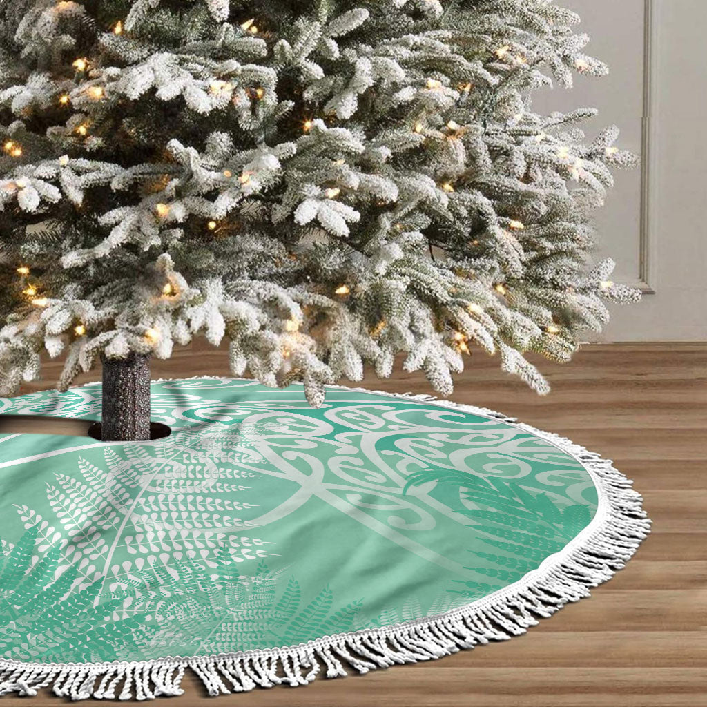 Aotearoa Maori Koru Curves Tree Skirt Silver Ferns - Mint