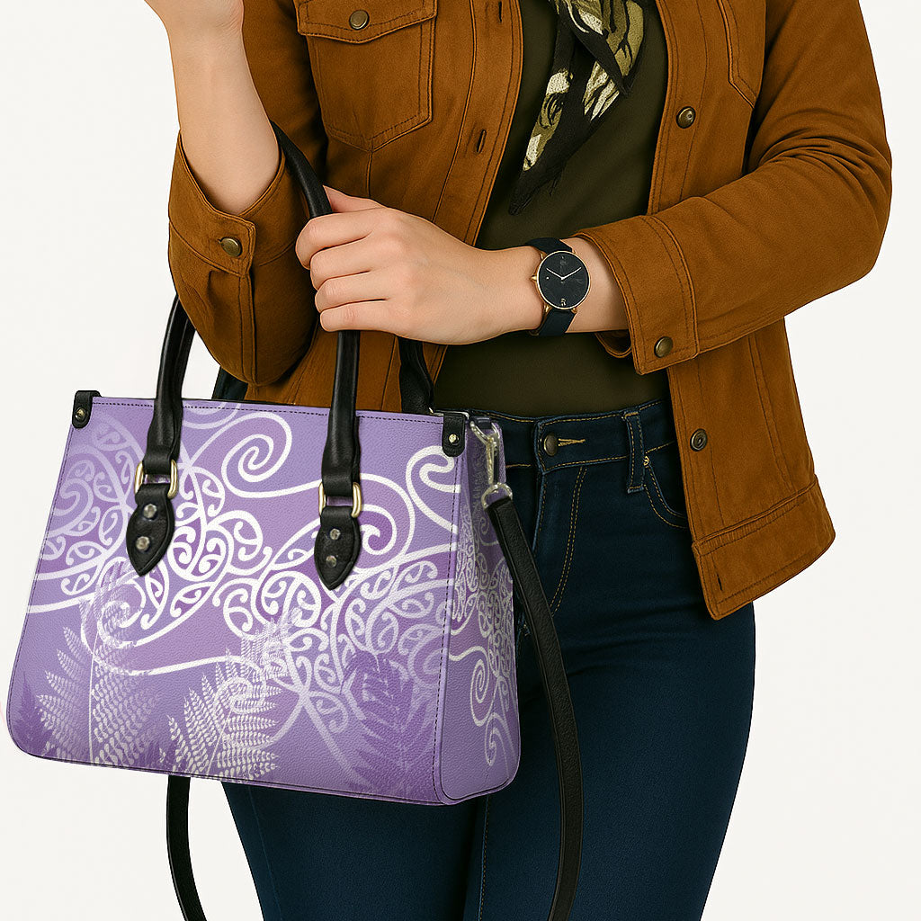 Aotearoa Maori Koru Curves Leather Bag Silver Ferns - Amethyst LT7 - Polynesian Pride