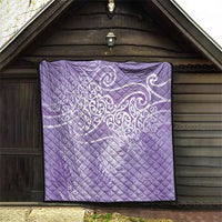 Aotearoa Maori Koru Curves Quilt Silver Ferns - Amethyst LT7 - Polynesian Pride