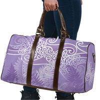 Aotearoa Maori Koru Curves Travel Bag Silver Ferns - Amethyst LT7 - Polynesian Pride