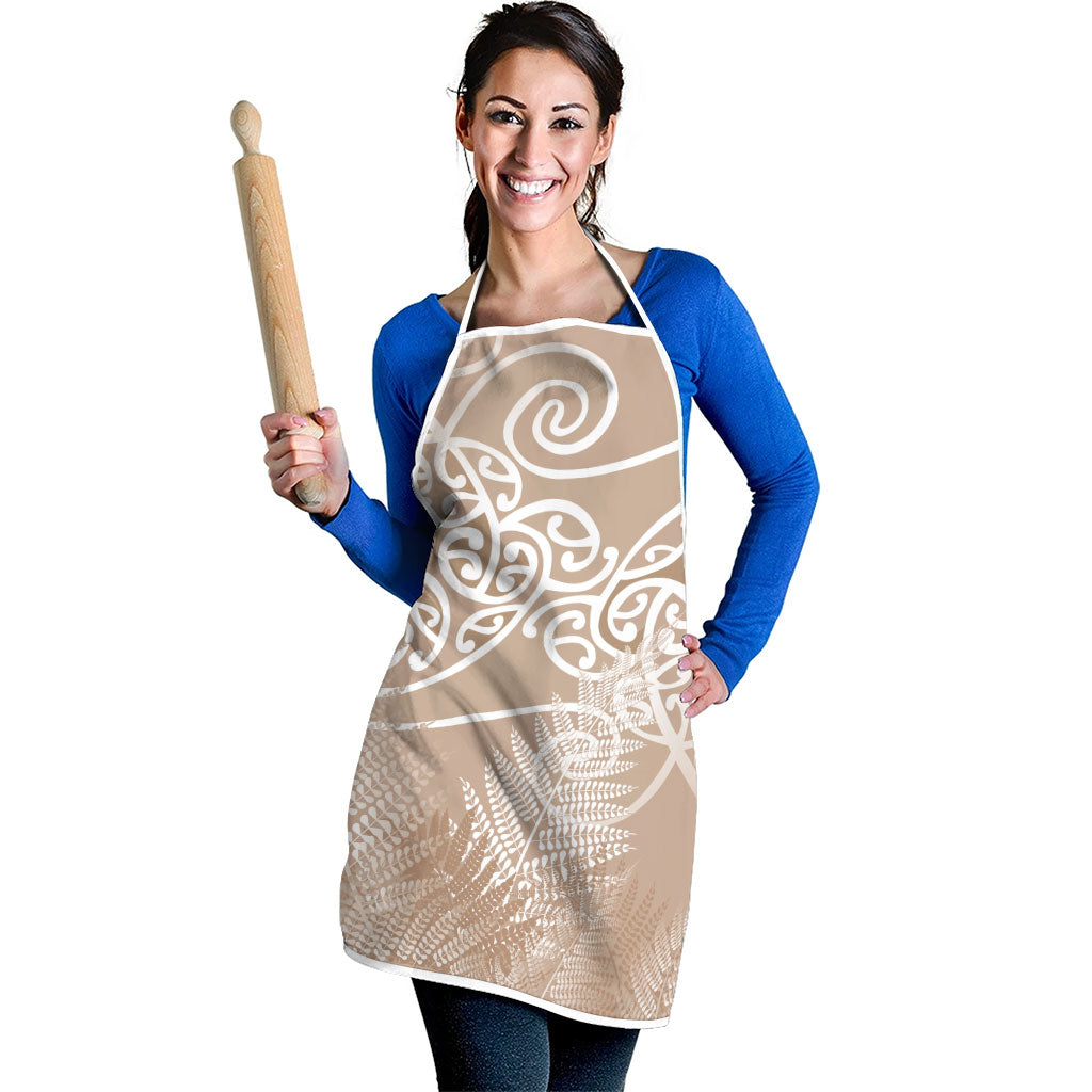 Aotearoa Maori Koru Curves Apron Silver Ferns - Mocha LT7 - Polynesian Pride