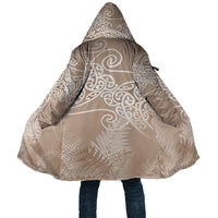 Aotearoa Maori Koru Curves Cloak Silver Ferns - Mocha LT7 Unisex Beige - Polynesian Pride