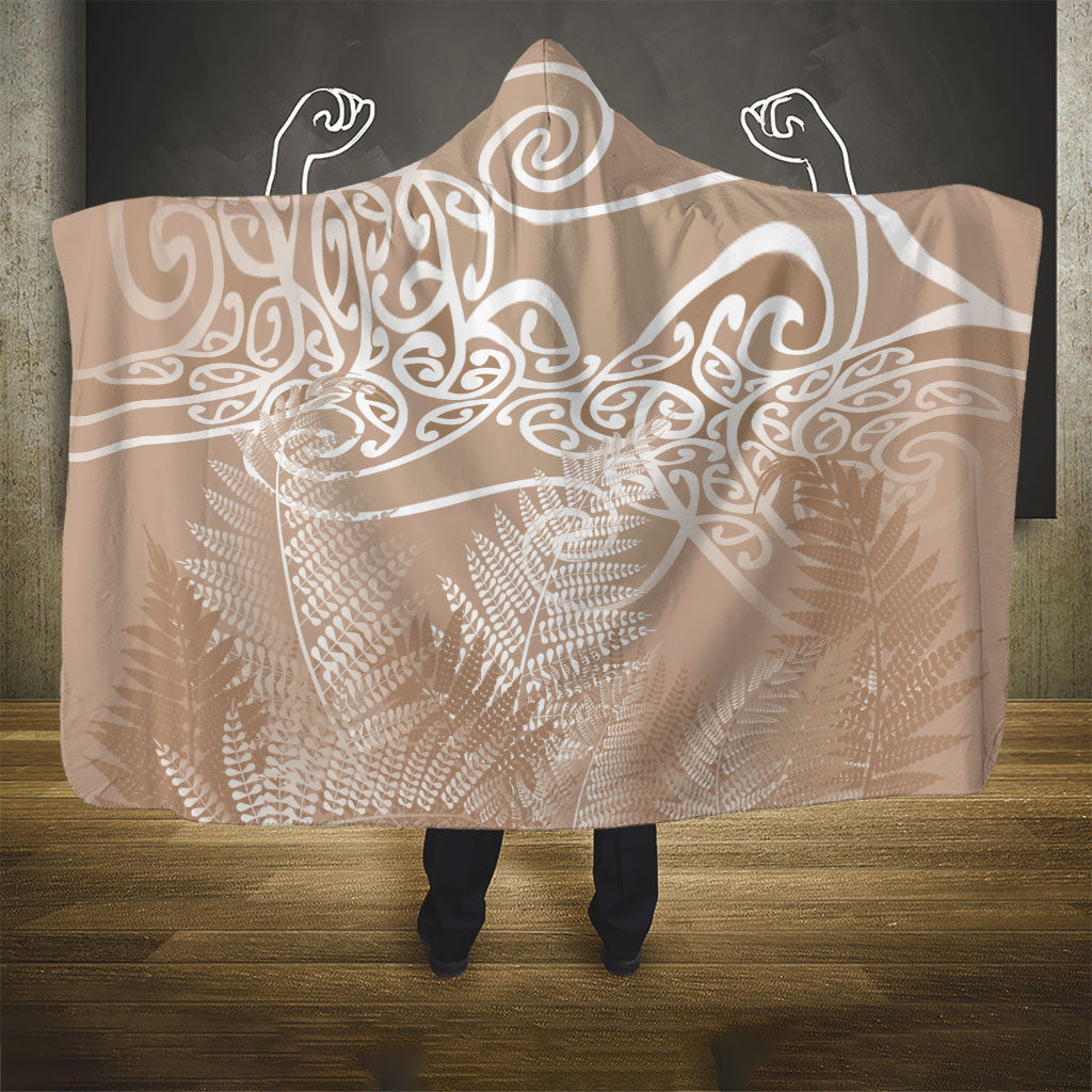 Aotearoa Maori Koru Curves Hooded Blanket Silver Ferns - Mocha LT7 - Polynesian Pride