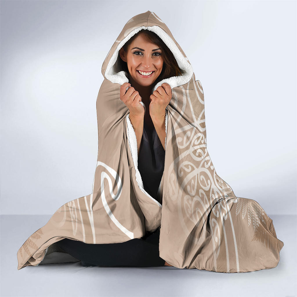 Aotearoa Maori Koru Curves Hooded Blanket Silver Ferns - Mocha LT7 - Polynesian Pride