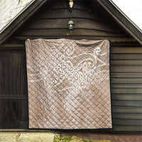 Aotearoa Maori Koru Curves Quilt Silver Ferns - Mocha LT7 - Polynesian Pride