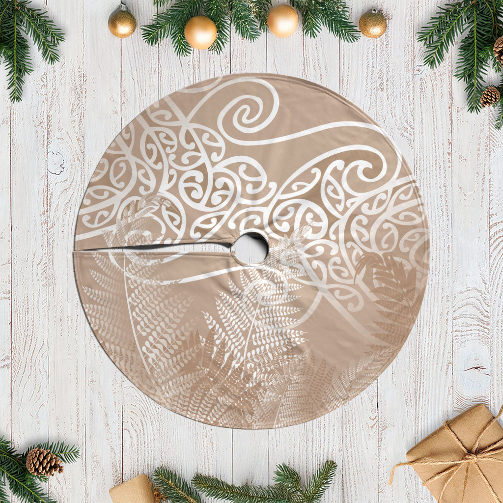 Aotearoa Maori Koru Curves Tree Skirt Silver Ferns - Mocha