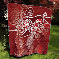 Aotearoa Maori Koru Curves Quilt Silver Ferns - Crimson Red LT7 - Polynesian Pride