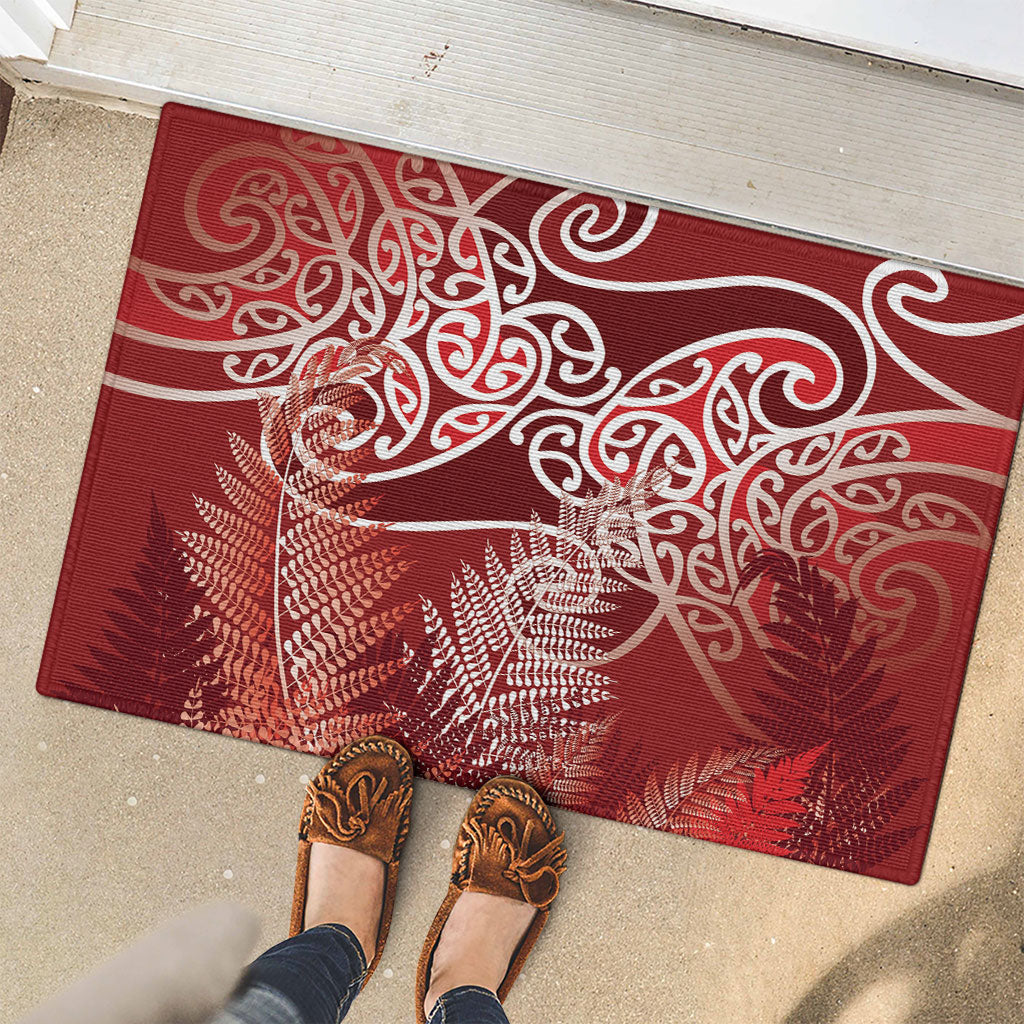 Aotearoa Maori Koru Curves Rubber Doormat Silver Ferns - Crimson Red LT7 - Polynesian Pride
