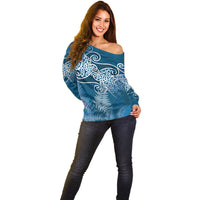 Aotearoa Maori Koru Curves Off Shoulder Sweater Silver Ferns - Navy Blue LT7 - Polynesian Pride