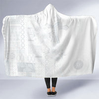 Samoa AIGA Mamanu Siapo Malu Motifs Hooded Blanket Lotu a Tamaiti White Ver LT7 One Size White - Polynesian Pride