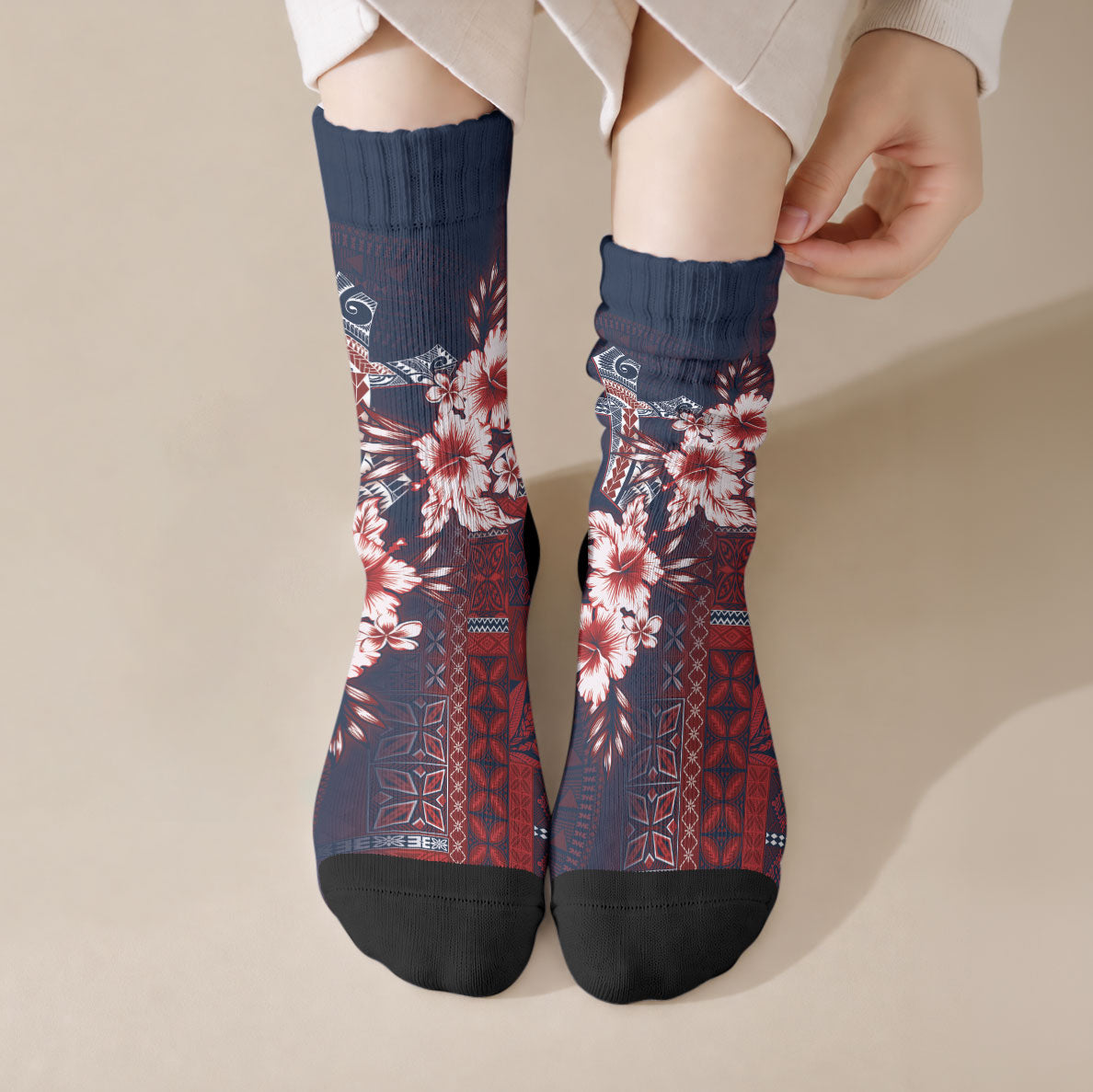 Samoa AIGA Mamanu Siapo Malu Motifs Crew Socks Flag Color LT7 Crew Socks Navy Blue - Polynesian Pride