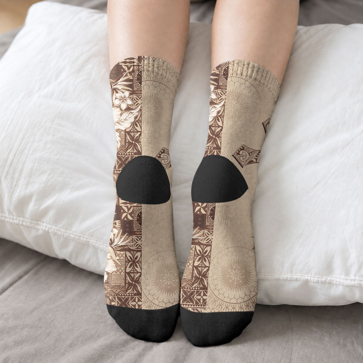 Kia Orana Cook Islands Tapa Floral With Cross Crew Socks Beige LT7 - Polynesian Pride