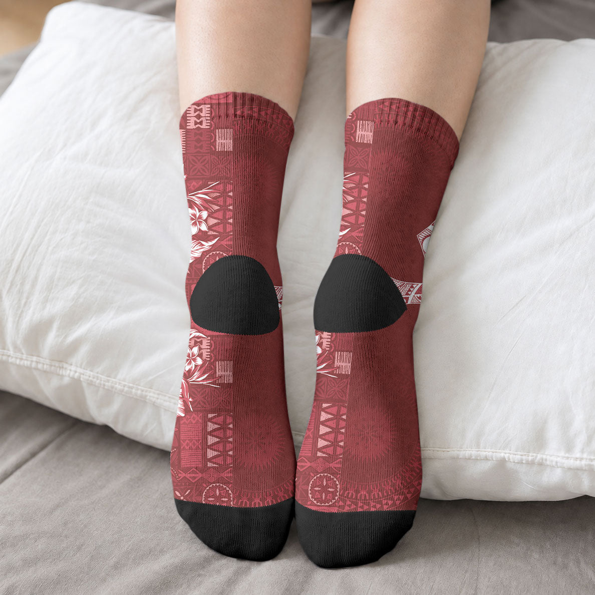 Kia Orana Cook Islands Tapa Floral With Cross Crew Socks Crimson Red LT7 - Polynesian Pride