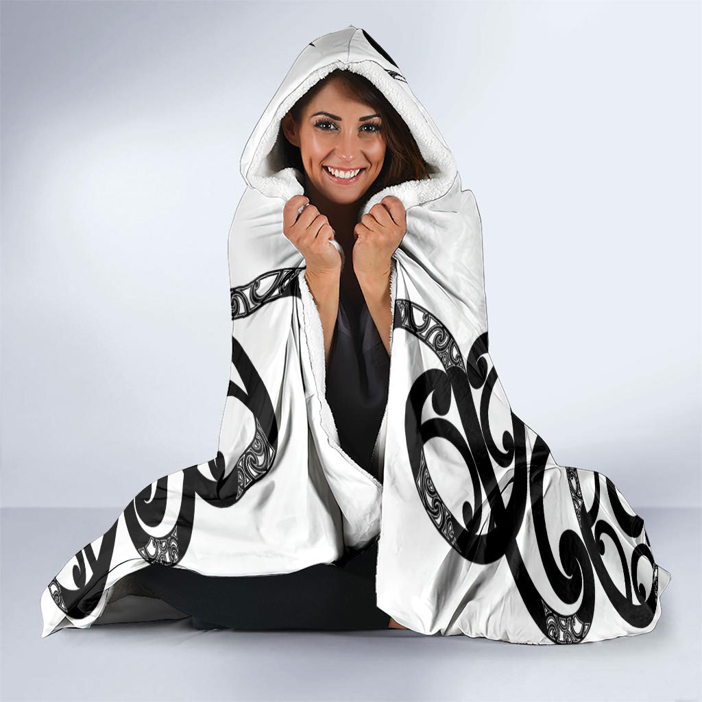 New Zealand WC2026 White Hooded Blanket Silver Fern LT7 - Polynesian Pride