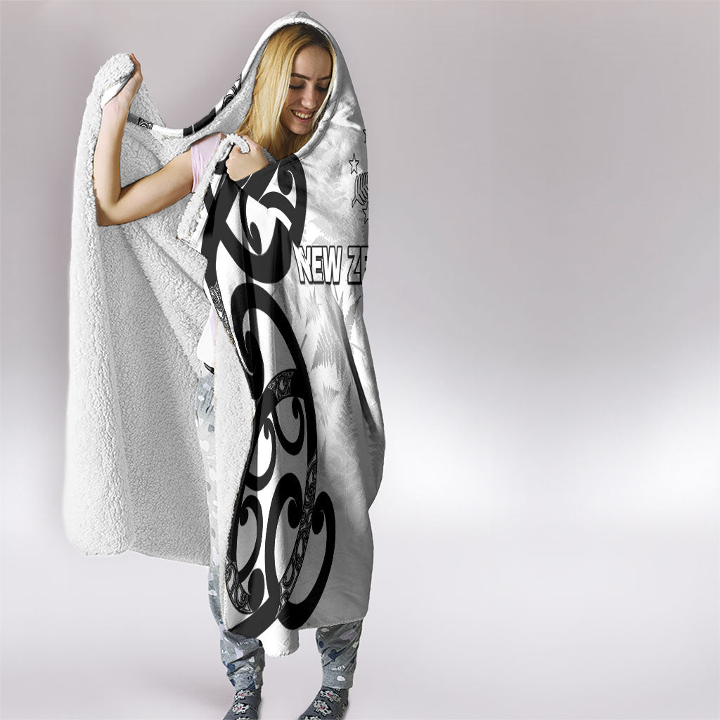New Zealand WC2026 White Hooded Blanket Silver Fern LT7 - Polynesian Pride