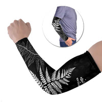 New Zealand Lawn Bowls Personalized Arm Sleeves Wrap-Around Silver Fern LT7 Set of 2 Black - Polynesian Pride