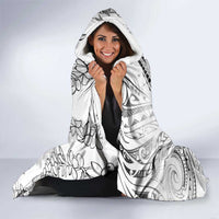 Polynesia Plumeria Lei Hooded Blanket White Curves Motif LT7 - Polynesian Pride