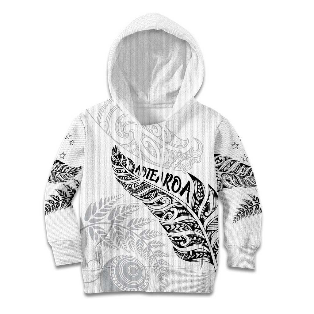 Aotearoa Personalized Lawn Bowls Maori Kid Hoodie New Zealand White Tribal Silver Fern LT7 Hoodie White - Polynesian Pride