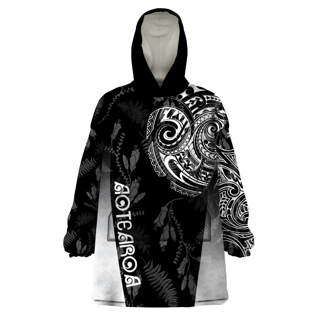 Personalised Maori Waitangi Wearable Blanket Hoodie New Zealand Silver Fern Mix Kowhai Flowers LT7 One Size Black - Polynesian Pride