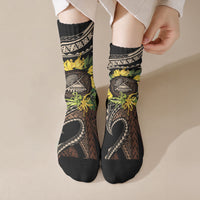 Samoa Moso'oi Flowers Tatau Crew Socks Festive Tapa Brown LT7 Crew Socks Brown - Polynesian Pride