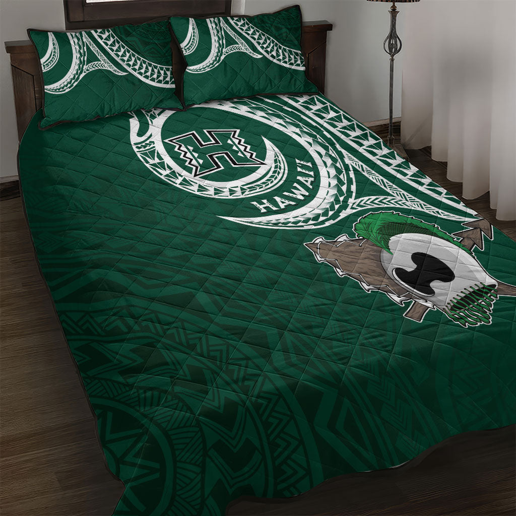 Hawaii Rainbow Warriors Alumni Quilt Bed Set Ti Maile Lei - Glory For The Warriors LT7 Dark Green - Polynesian Pride