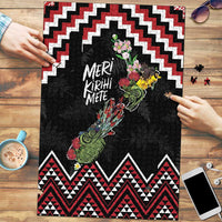 New Zealand Christmas Taniko Poutama Puzzle Flora Map with Birds LT7 Red - Polynesian Pride