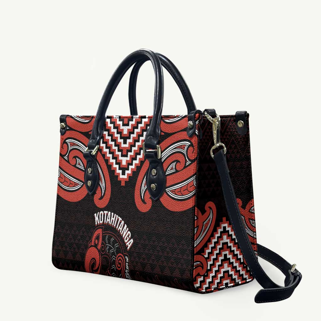 Maori Waitangi Leather Bag Kotahitanga Poutama Mix Whakairo LT7 Black - Polynesian Pride