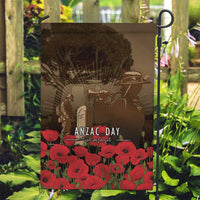 Australia - New Zealand ANZAC Lone Pine Garden Flag The Last Post LT7 Garden Flag Old Gold - Polynesian Pride