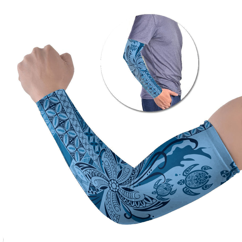 Talofa Samoa Mamanu Siapo Mix Malu Arm Sleeves Cool Blue Frangipani and Turtles LT7 Set of 2 Blue - Polynesian Pride