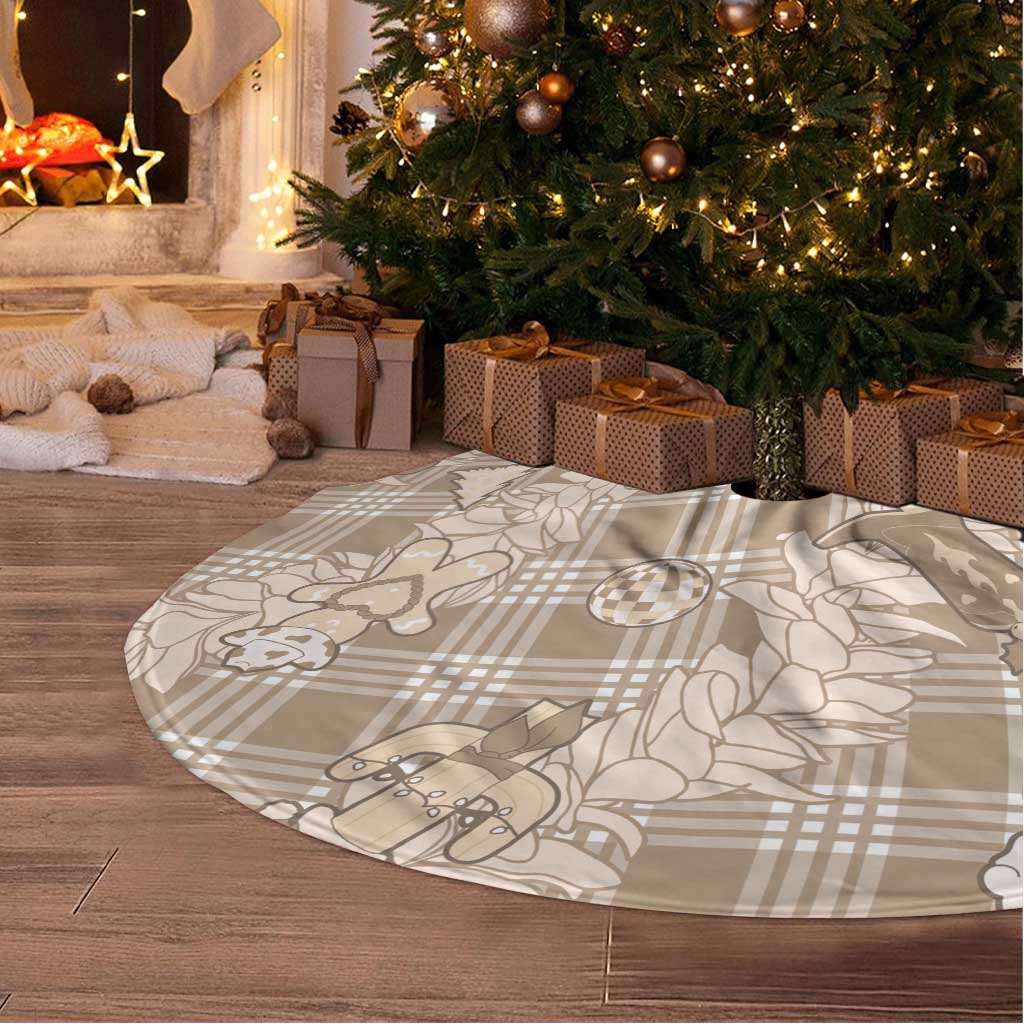 Khaki Palaka Hawaii Cowboy Christmas Tree Skirt Paniolo Mix Maile Lei LT7 - Polynesian Pride