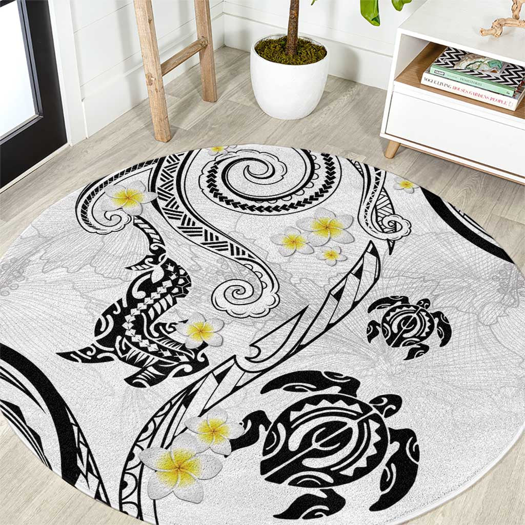 Polynesia Tribal Round Carpet White Plumeria Tentacles